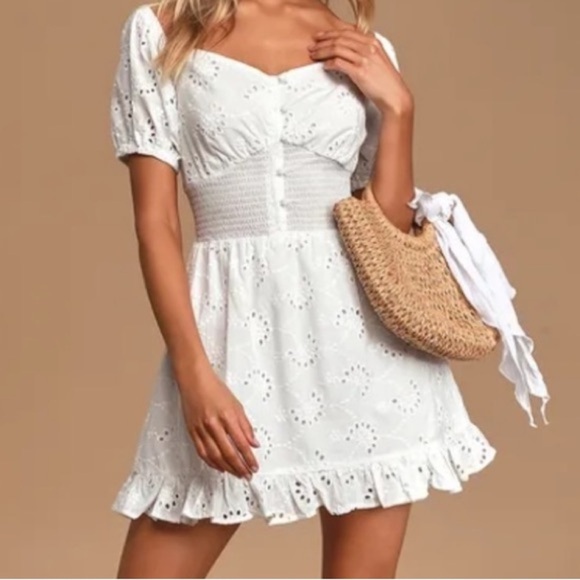Finders Keepers White Eyelet Mini Dress size M - Picture 1 of 7